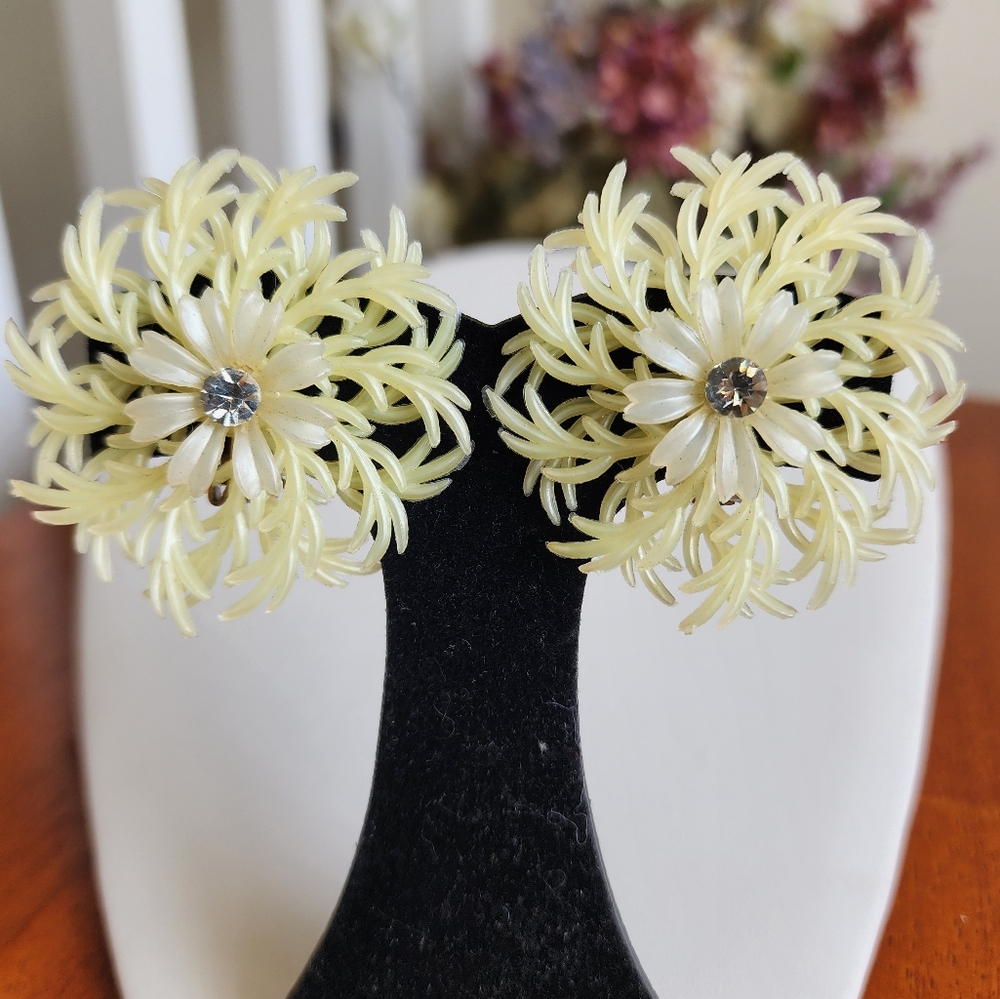 Vintage Soft Plastic, Lightweight Floral Clip-On Earrings, Rhibestone Center